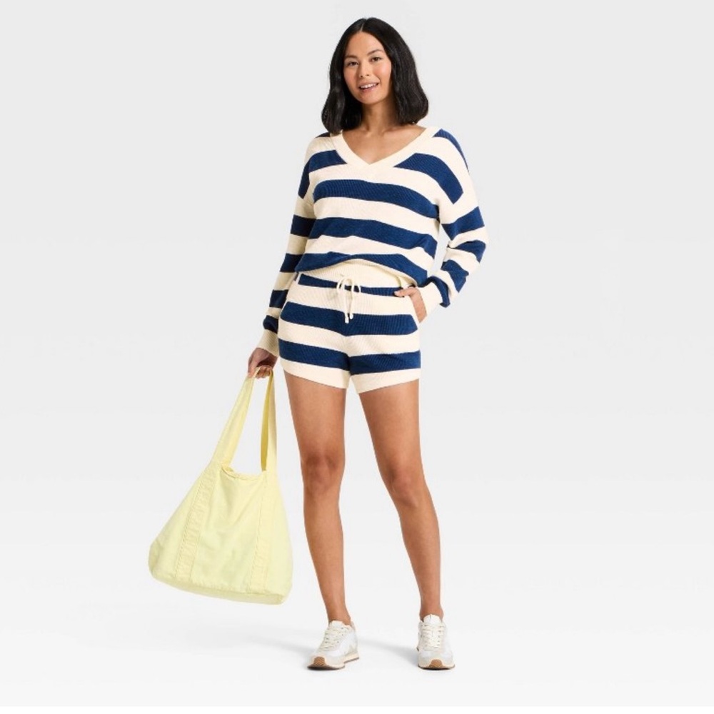 JoyLab Women's Striped Sweater Shorts - Picture 3 of 6